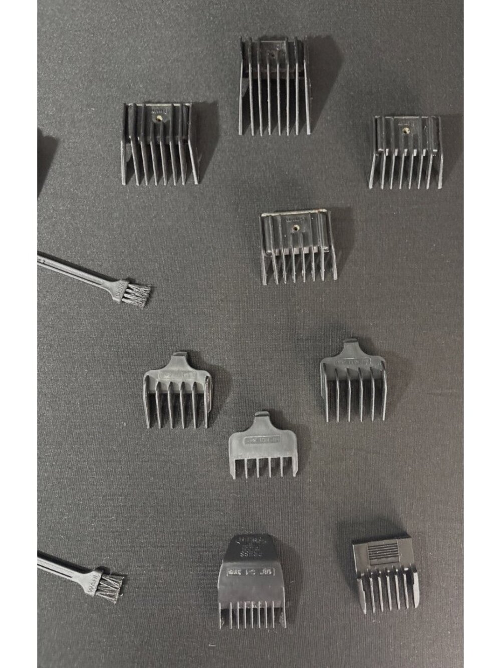 Various Clippers & Wahl Hair Clipper Guide Comb Cleaning Trimmer Brushes (23) - Picture 5 of 8